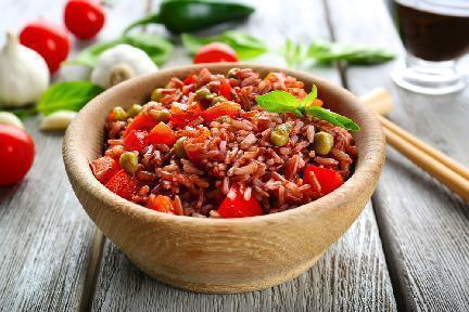 Tazón de arroz con verduras