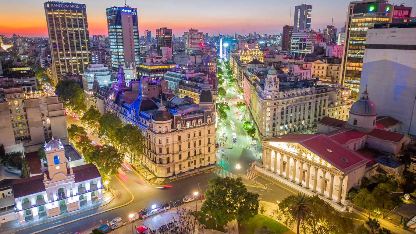 Vista nocturna de Buenos Aires, Argentina